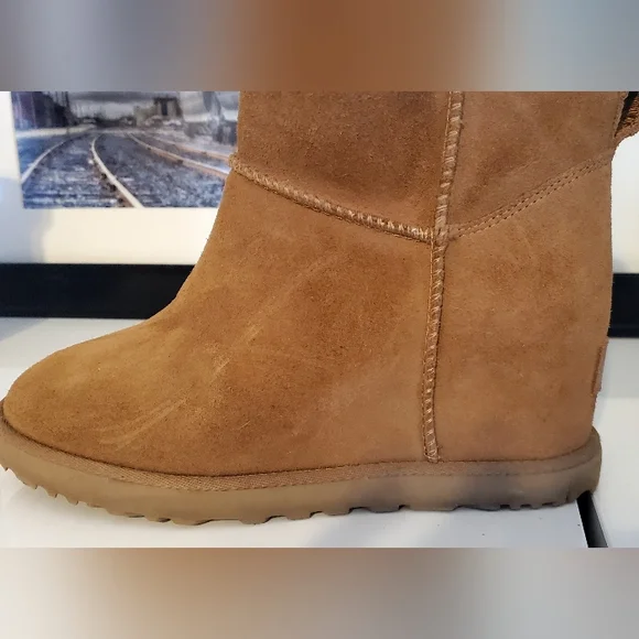 UGG Femme Mini Suede Ankle Wedge Boots - Picture 7 of 16
